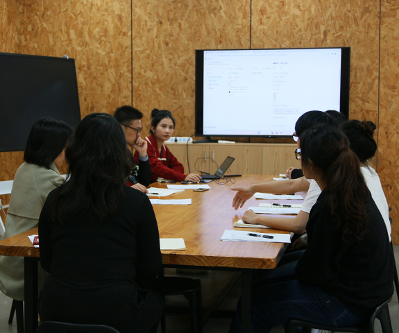 Product-training-and-help.jpg